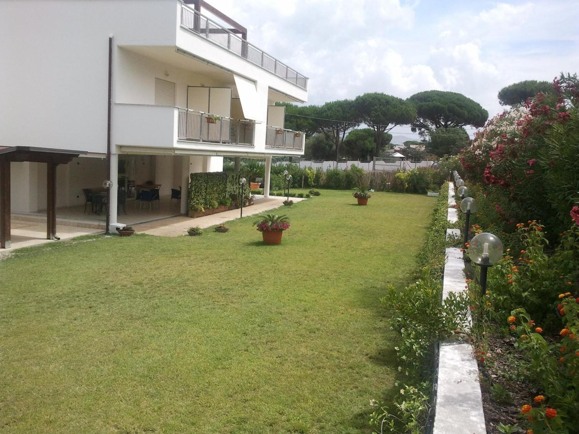 Telma Hotel Terracina Dış mekan fotoğraf